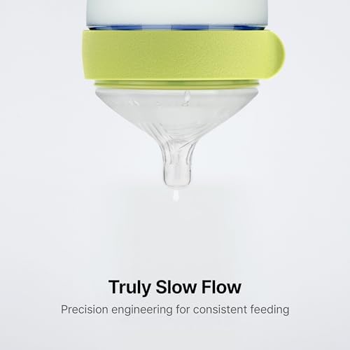 Silicone Baby Bottle Gen 2 with 5-Ounce Slow-Flow Nipple and Dual Vents – Comotomo 2026 Collection