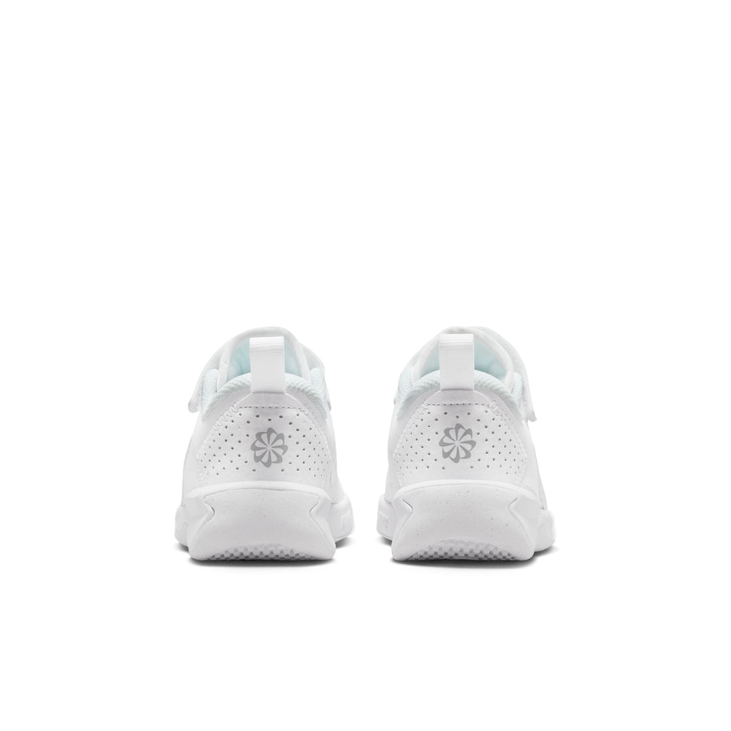 Girls' Nike Kids Omni Multi-Court