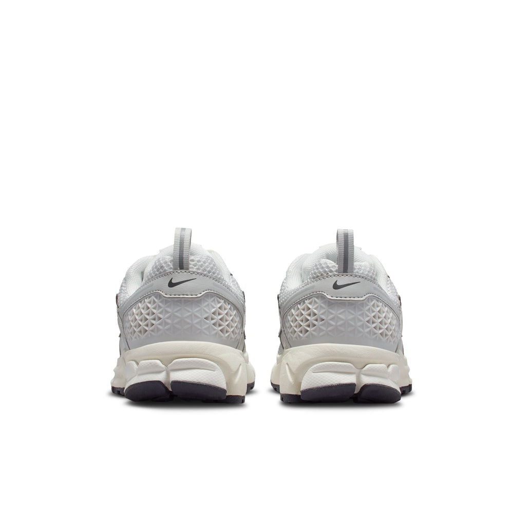Nike Vomero 5 Big Kids' Shoes