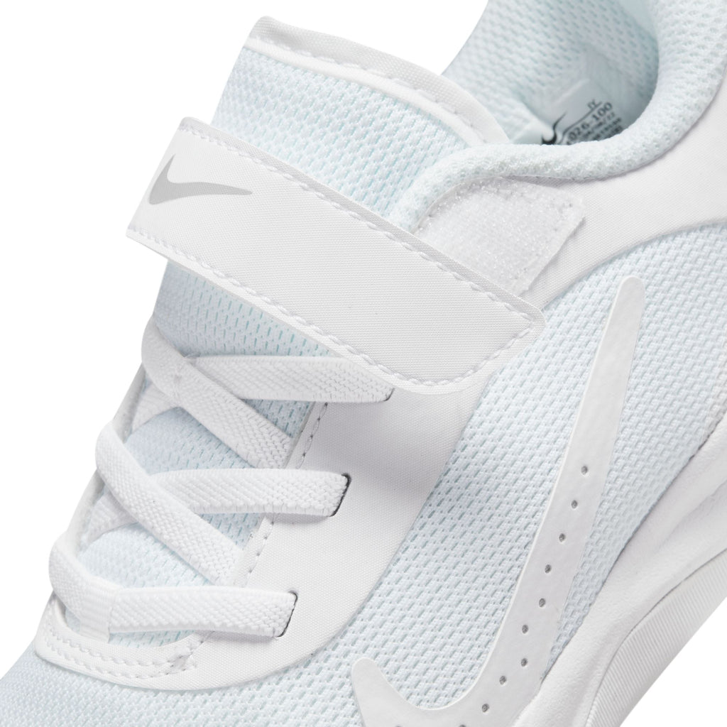 Girls' Nike Kids Omni Multi-Court
