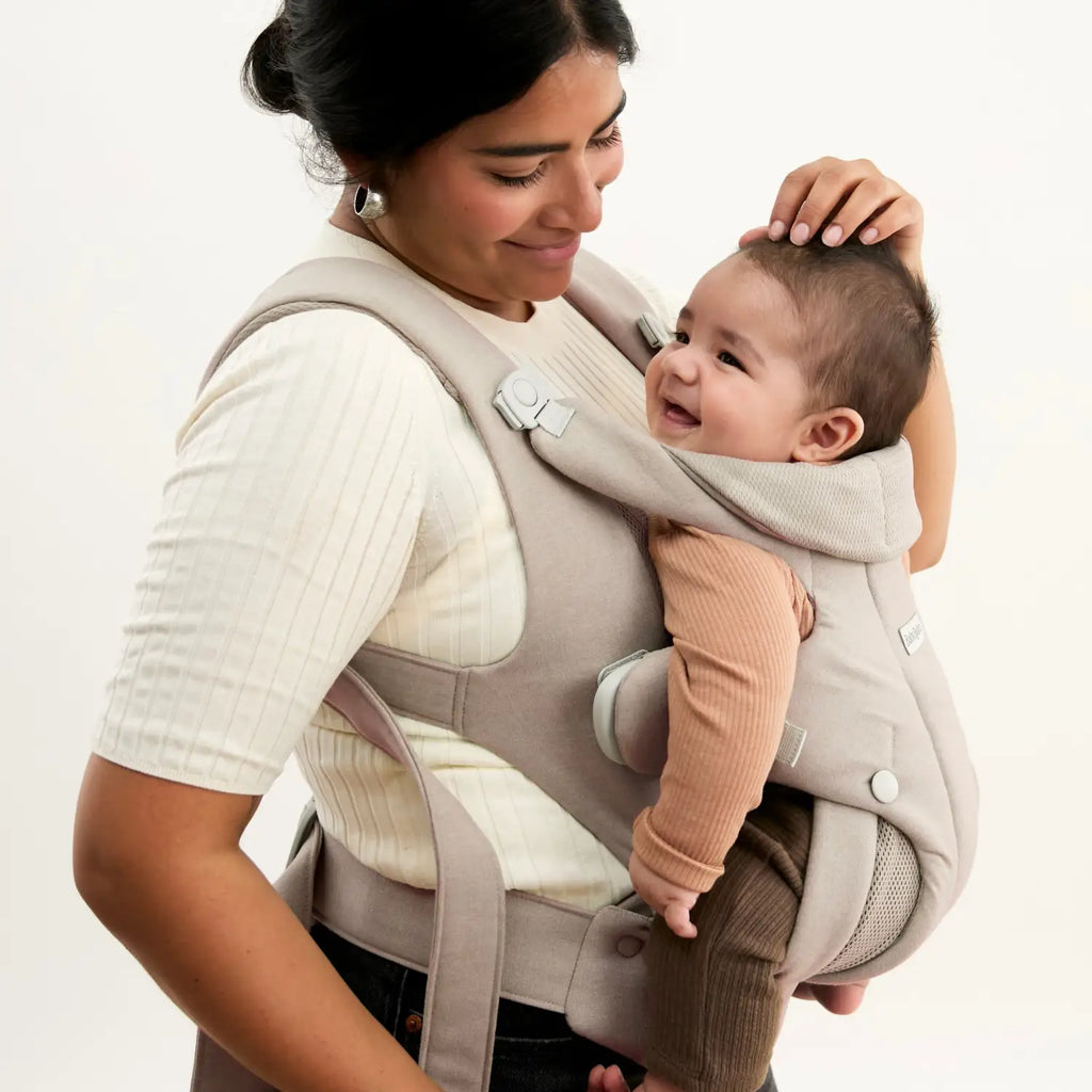 BabyBjörn Baby Carrier Hold